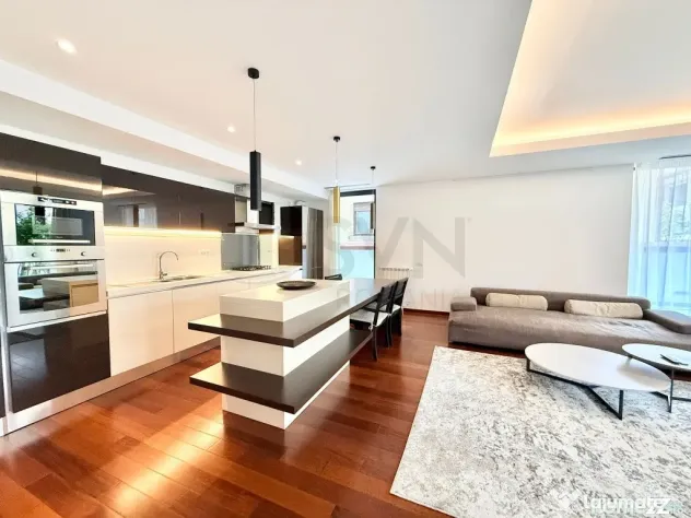 APARTAMENT SPECTACULOS l GRADINA 100 MP l 2 GARAJE l GYM ...