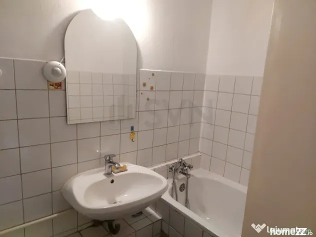 Garsoniera l Unirii l Etaj 3