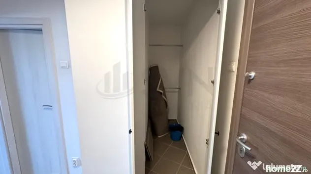 Garsoniera l Metrou l Piata Victoriei
