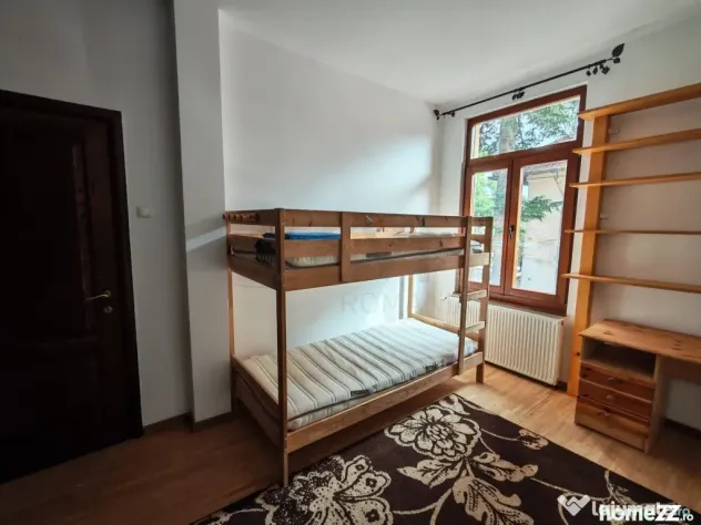 Apartament 4 camere - Domenii - Vila