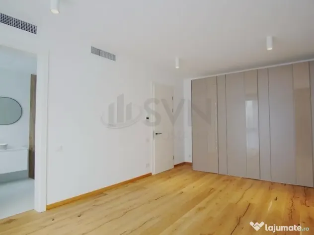 Vila moderna in complex securizat