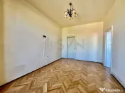 Apartament in Vila interbelica ideal investitie 