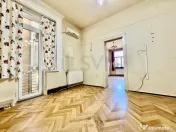 Apartament in Vila interbelica ideal investitie 