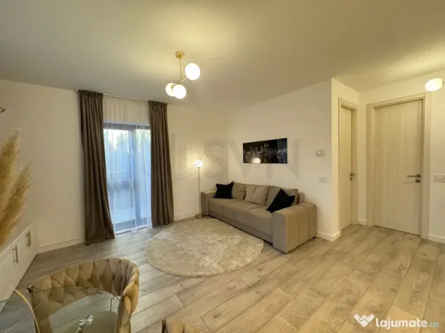 3 camere cu curte 40 mp complex Parcului 20
