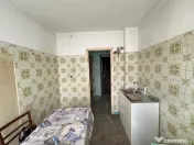 2 camere in bloc reabilitat Titan 