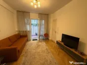 Universitate - apartament cu 3 camere si curte proprie 