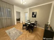 Universitate - apartament cu 3 camere si curte proprie 