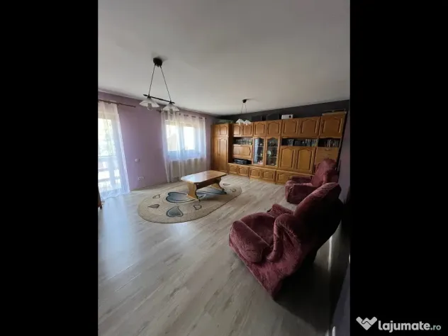 Vila 4 camere Cornetu