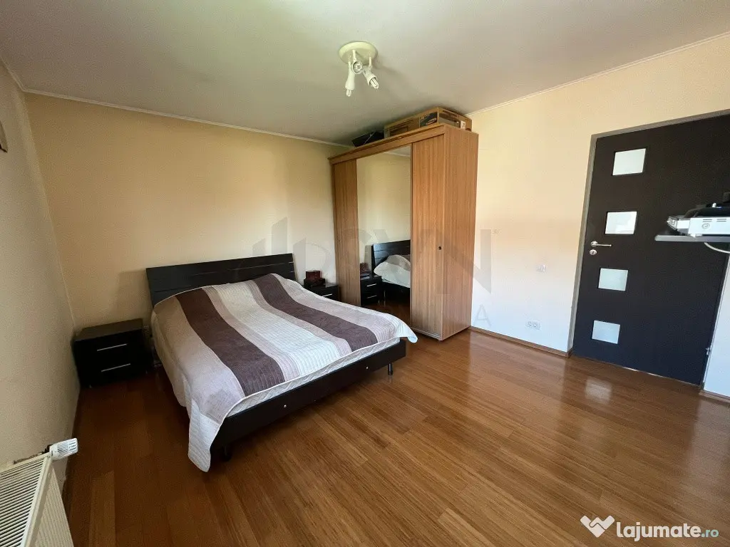 Vila 4 camere Cornetu