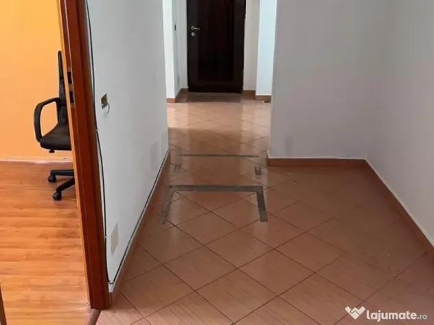 Apartment 3 Camere Trapezului Sector 3