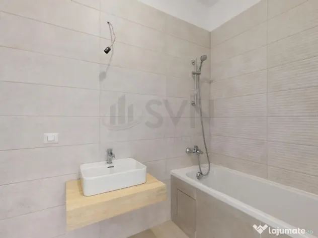 Apartament Decomandat Luminos Zona 13 Septembrie