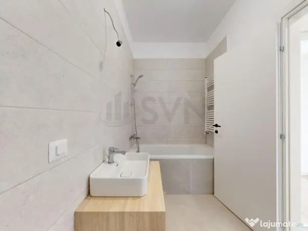Apartament Decomandat Luminos Zona 13 Septembrie