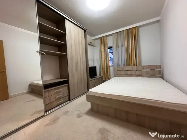 View Unic 4 Camere Emerald Residence