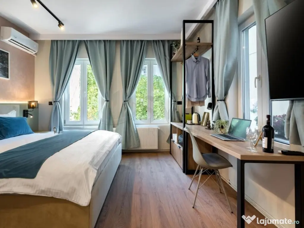 Vila 12 Camere Romana Dacia Eminescu ASE
