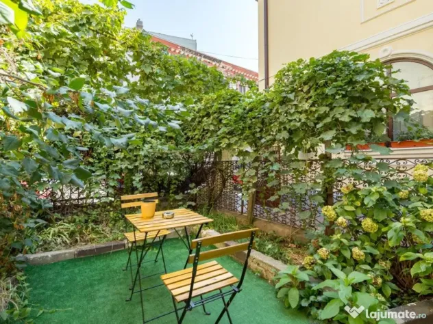 Vila 12 Camere Romana Dacia Eminescu ASE