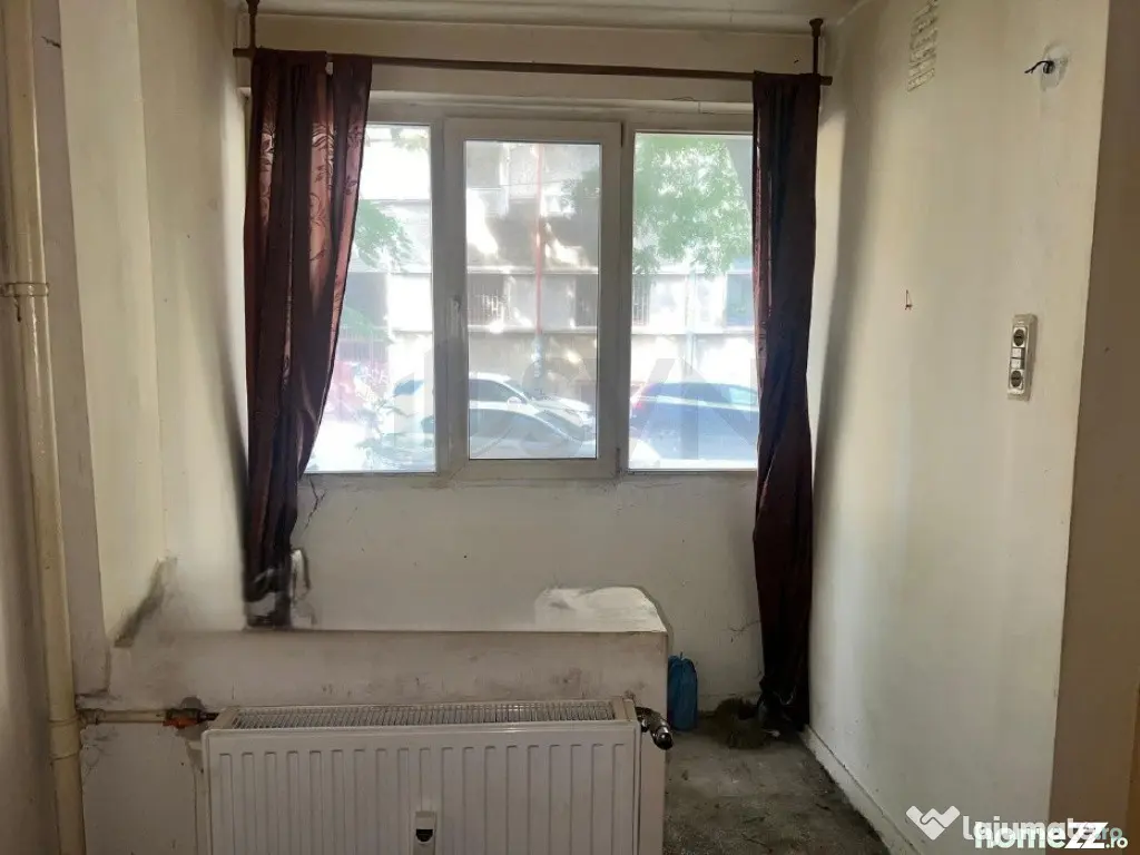 Garsoniera str. Oborul Nou Sector 2 de Vanzare