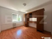 Apartament 4 camere decomandat, etaj 1, zona scoala gimnazia 