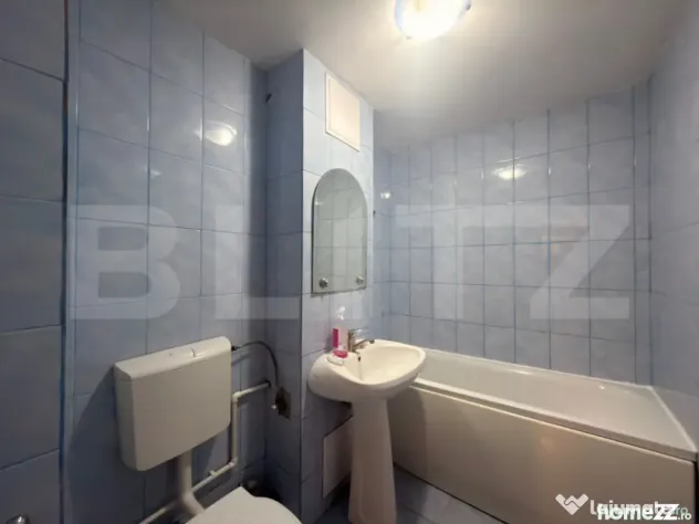 Apartament 4 camere decomandat, etaj 1, zona scoala gimnazia