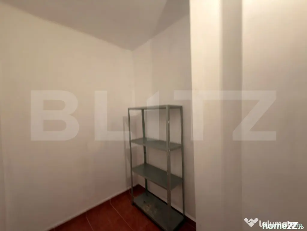 Apartament 4 camere decomandat, etaj 1, zona scoala gimnazia