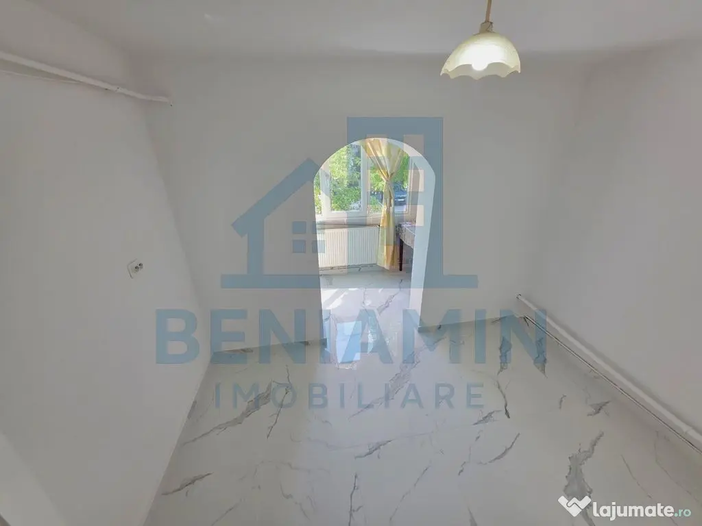 Trei camere doua bai 1Mai etaj 1 -centrala termica -75mp-...