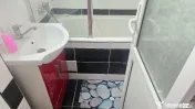 Inchiriez apartament cu 2 camere in Deva, Bld. Dacia, parter, mobilat 