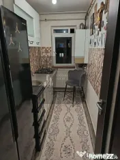 Apartament 3 camere semidecomandat 