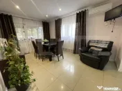Casa de vanzare 5 camere, terasa inchisa, garaj curte amenaj