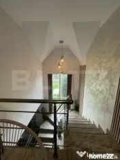 Casa de vanzare 5 camere, terasa inchisa, garaj curte amenaj