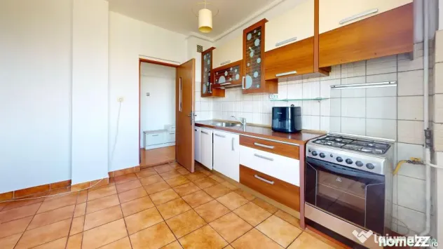 2 camere | Decomandat | 59 mp util | An 2002 | Metrou Pia...
