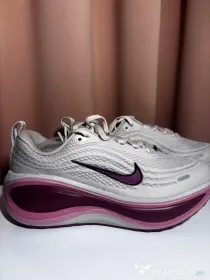Nike Vomero Zoom X