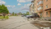Apartament 2 camere, luminos, vedere spre Ghimbășel