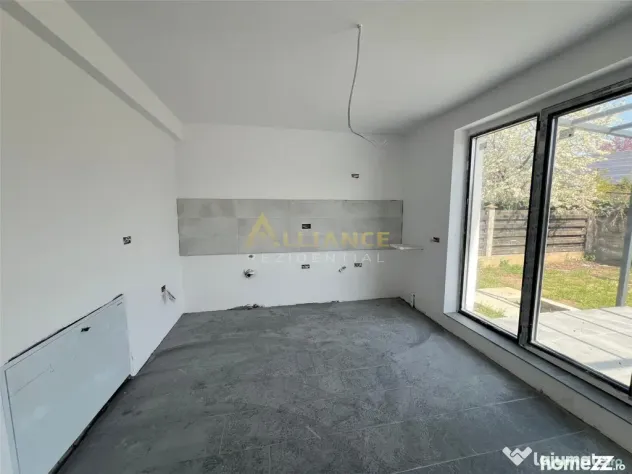 Vila Individuala - 5 camere-3 bai-Strada Miorita-500 M de S