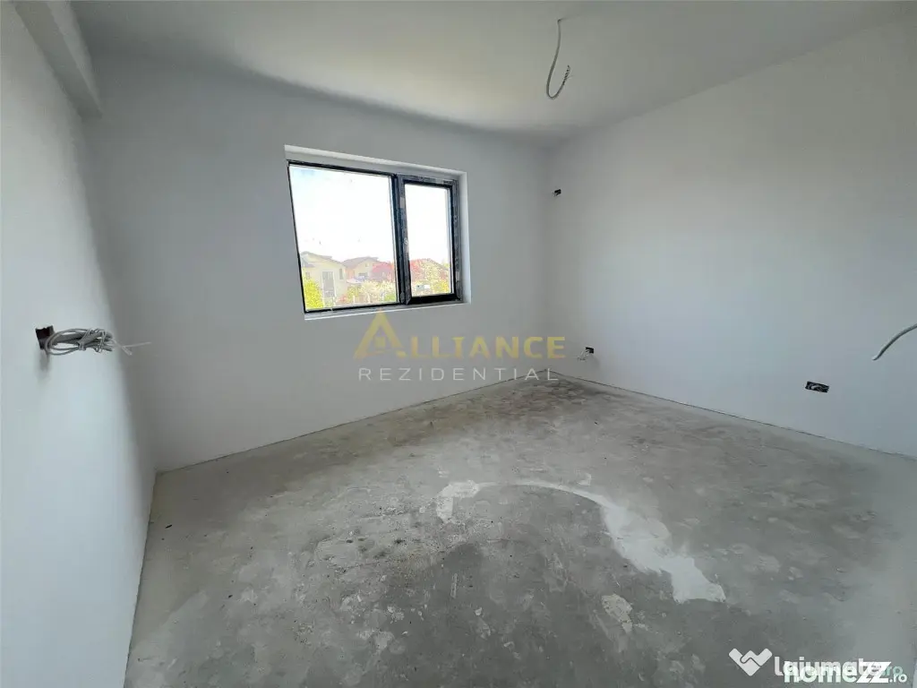 Vila Individuala - 5 camere-3 bai-Strada Miorita-500 M de S