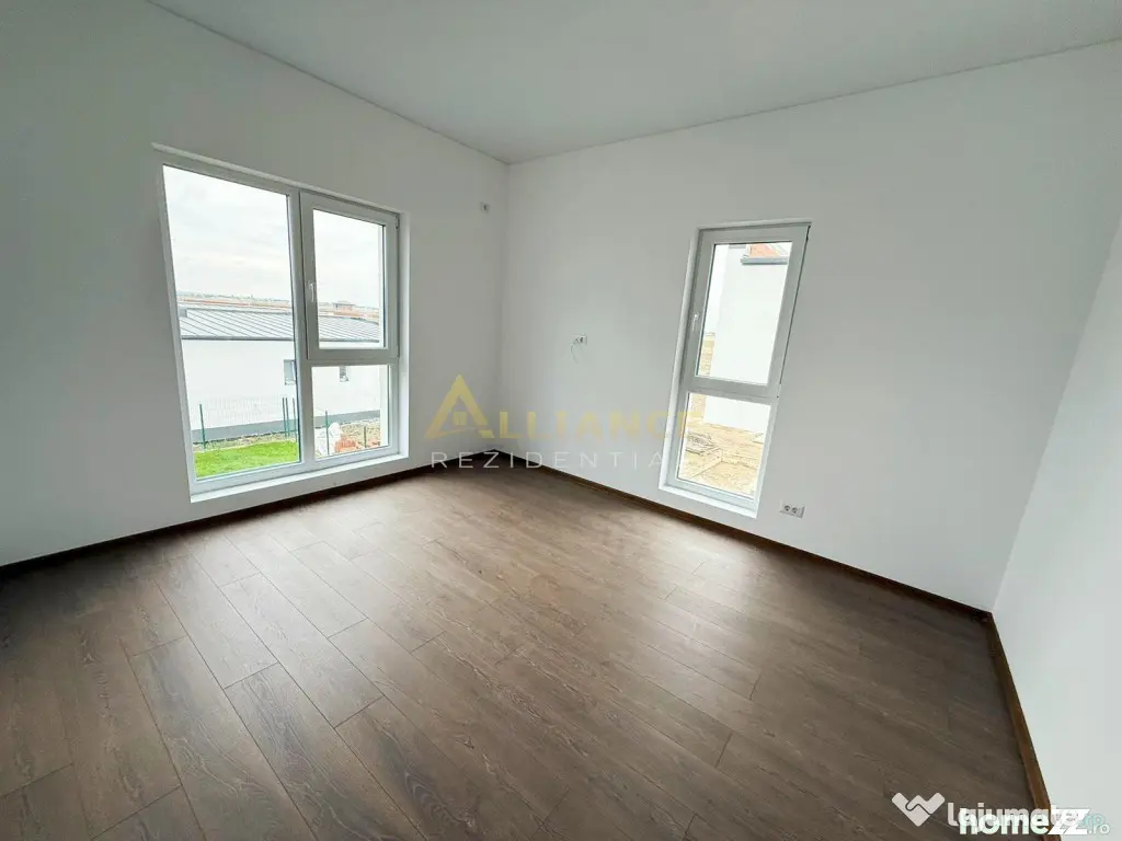 Vila cu 4 camere #238;n ansamblu rezidential exclusiv - Comu