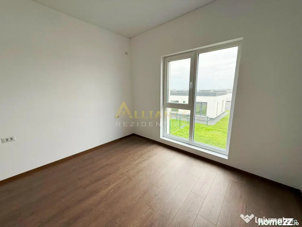 Vila cu 4 camere #238;n ansamblu rezidential exclusiv - Comu