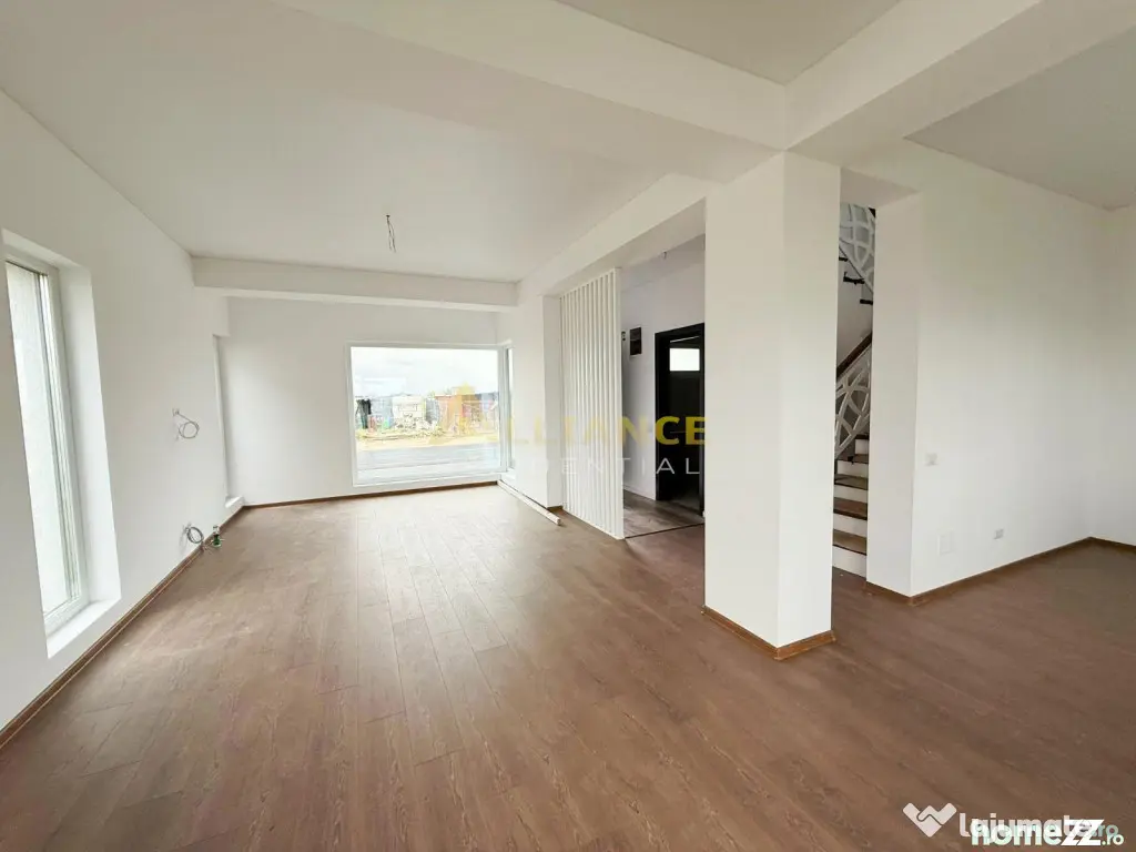 Vila cu 4 camere #238;n ansamblu rezidential exclusiv - Comu