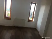 Inchiriez spatiu Birou tomis 2 