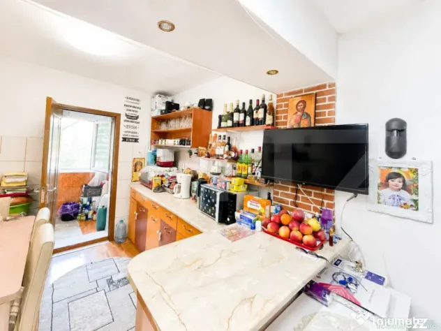 Apartament 2 camere decomandat,52 mp, etajul 2,zona Victor B - Craiova (Dolj)