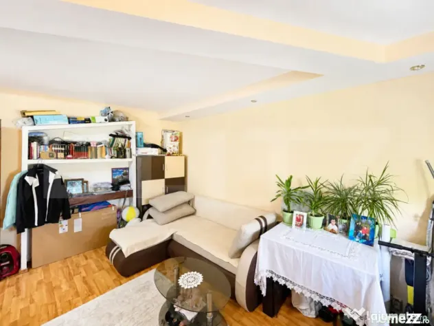 Apartament 2 camere decomandat,52 mp, etajul 2,zona Victor B - Craiova (Dolj)
