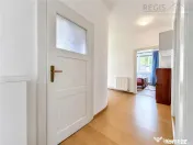 Casa in zona Florilor cu teren de 579 mp la 