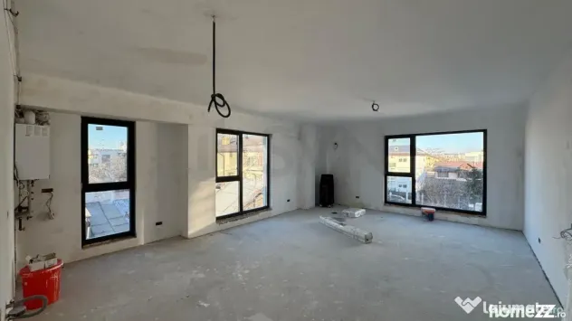 Apartament l 3 camere l Aviatiei