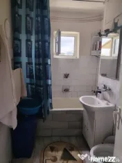 Apartament 3 camere decomandat, 65 mp, 2 balcoane, boxă –