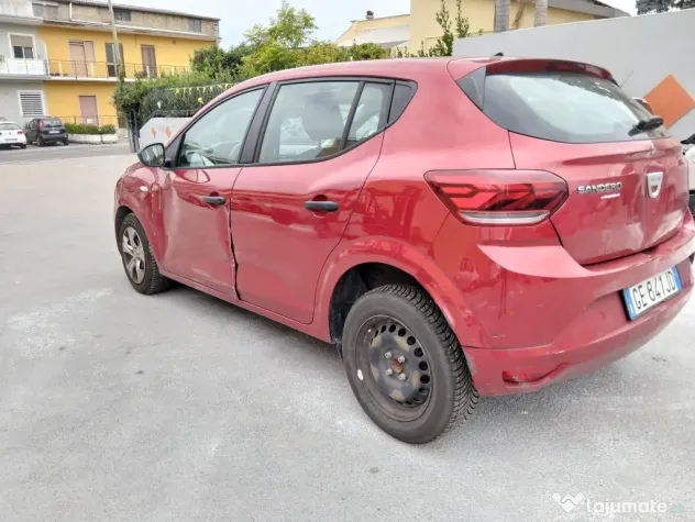 Dacia sandero import IT