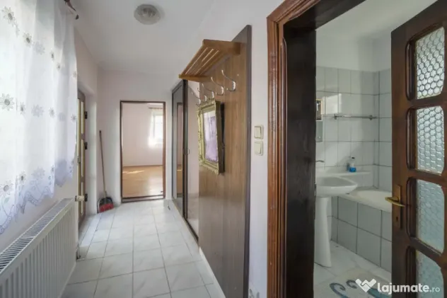Tartasesti,str. Principala, 3040 mp teren, P+1, casa 1998, d