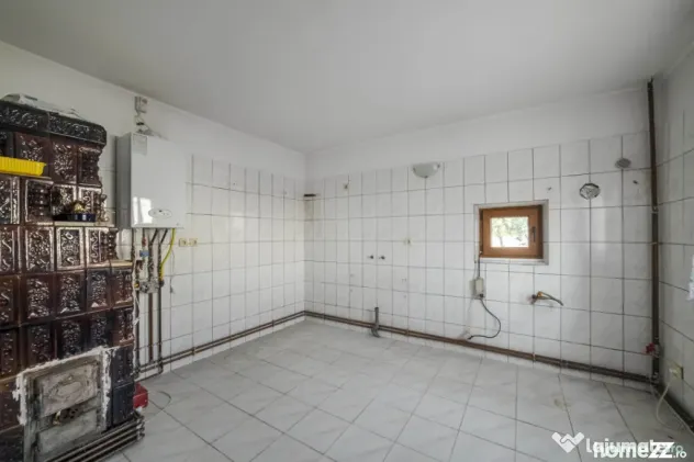 Tartasesti,str. Principala, 3040 mp teren, P+1, casa 1998, d