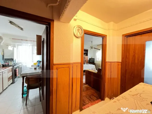 Apartament 3 camere semidecomandat, 58 mp, etaj 4 – zona G