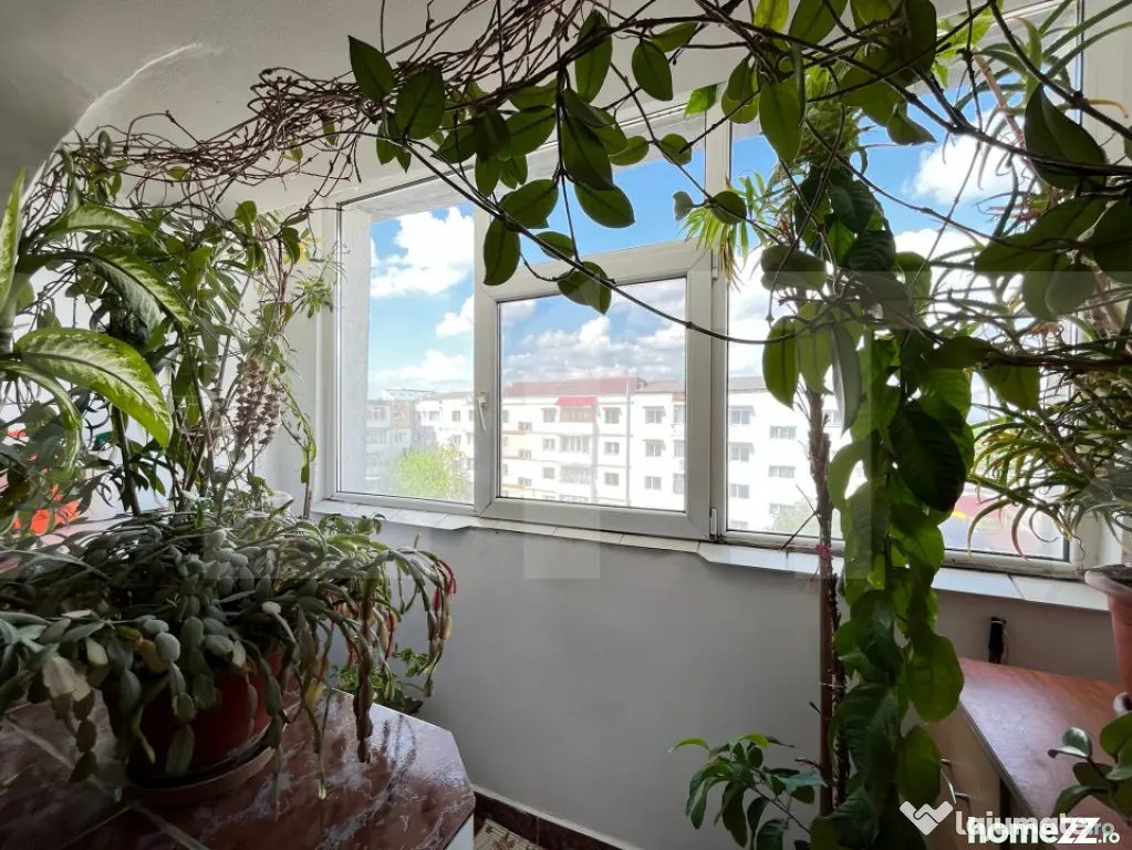 Apartament 3 camere semidecomandat, 58 mp, etaj 4 – zona G