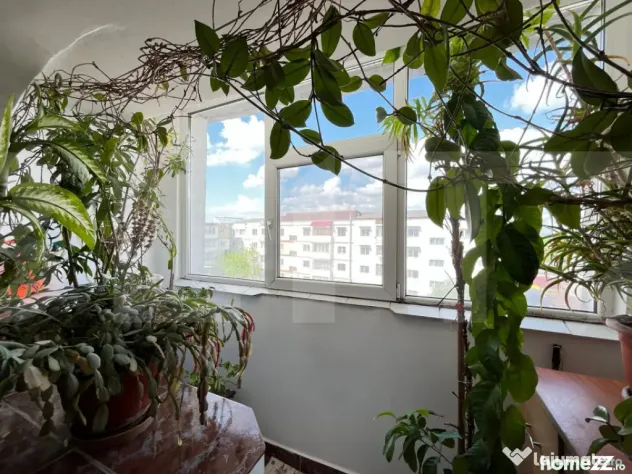 Apartament 3 camere semidecomandat, 58 mp, etaj 4 – zona G