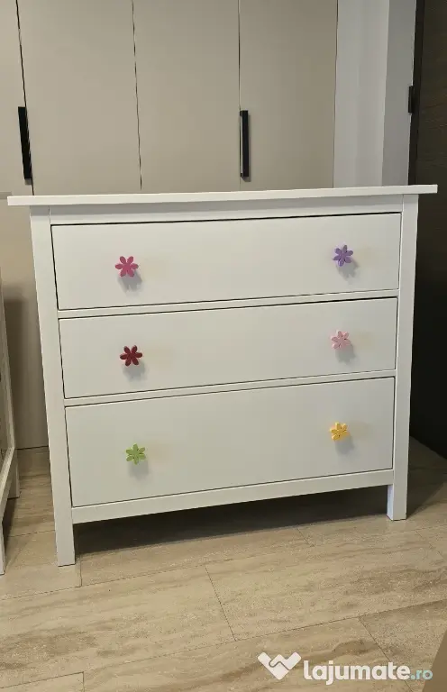 Vand comoda 3 sertare HEMNES IKEA