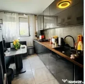 Apartament 2 camere, semidecomandat - zona Tractorul 